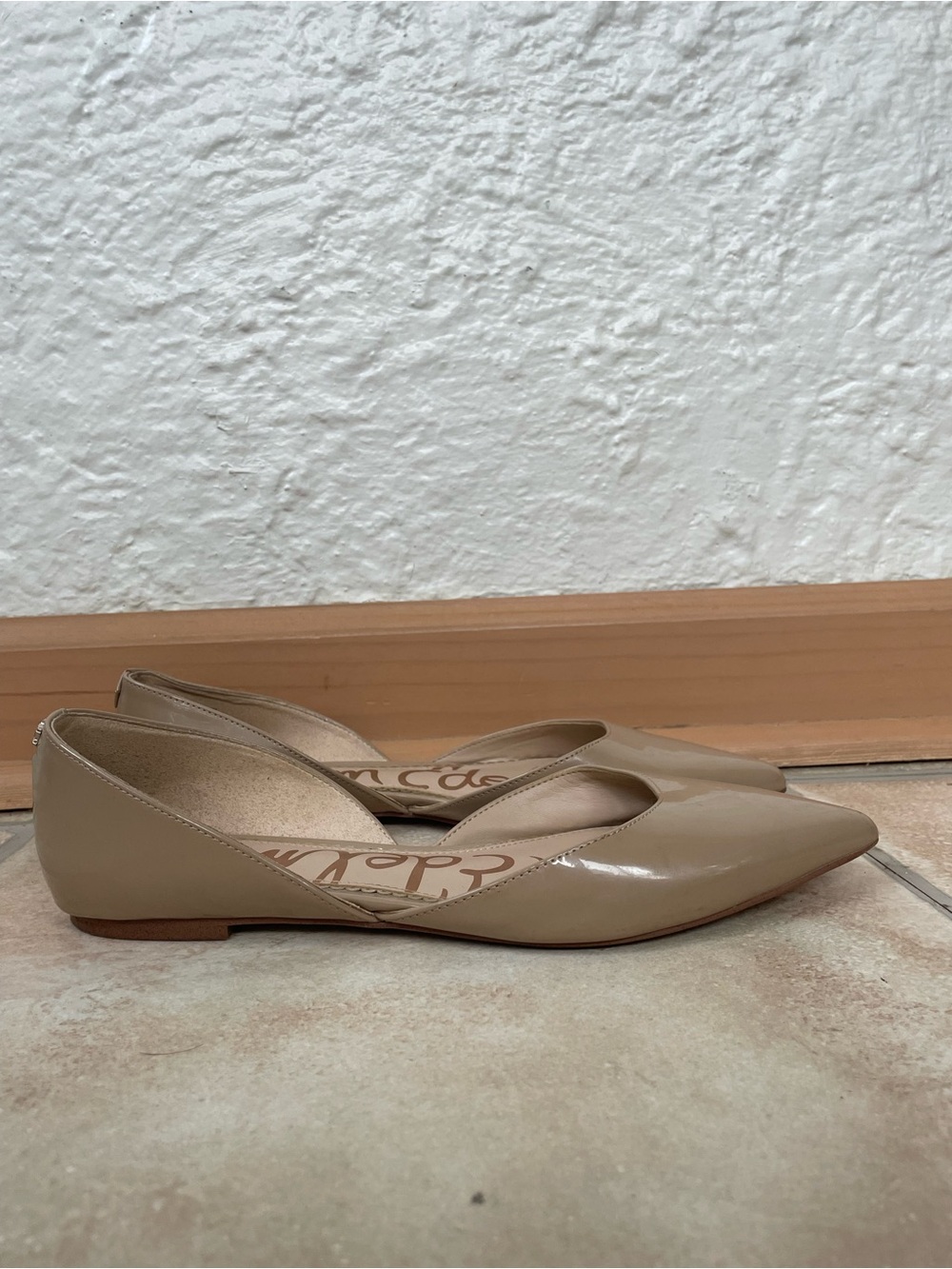 Sam Eldeman Rodney D’Orsat leather beige nude pointy toe flats; size 7.5
